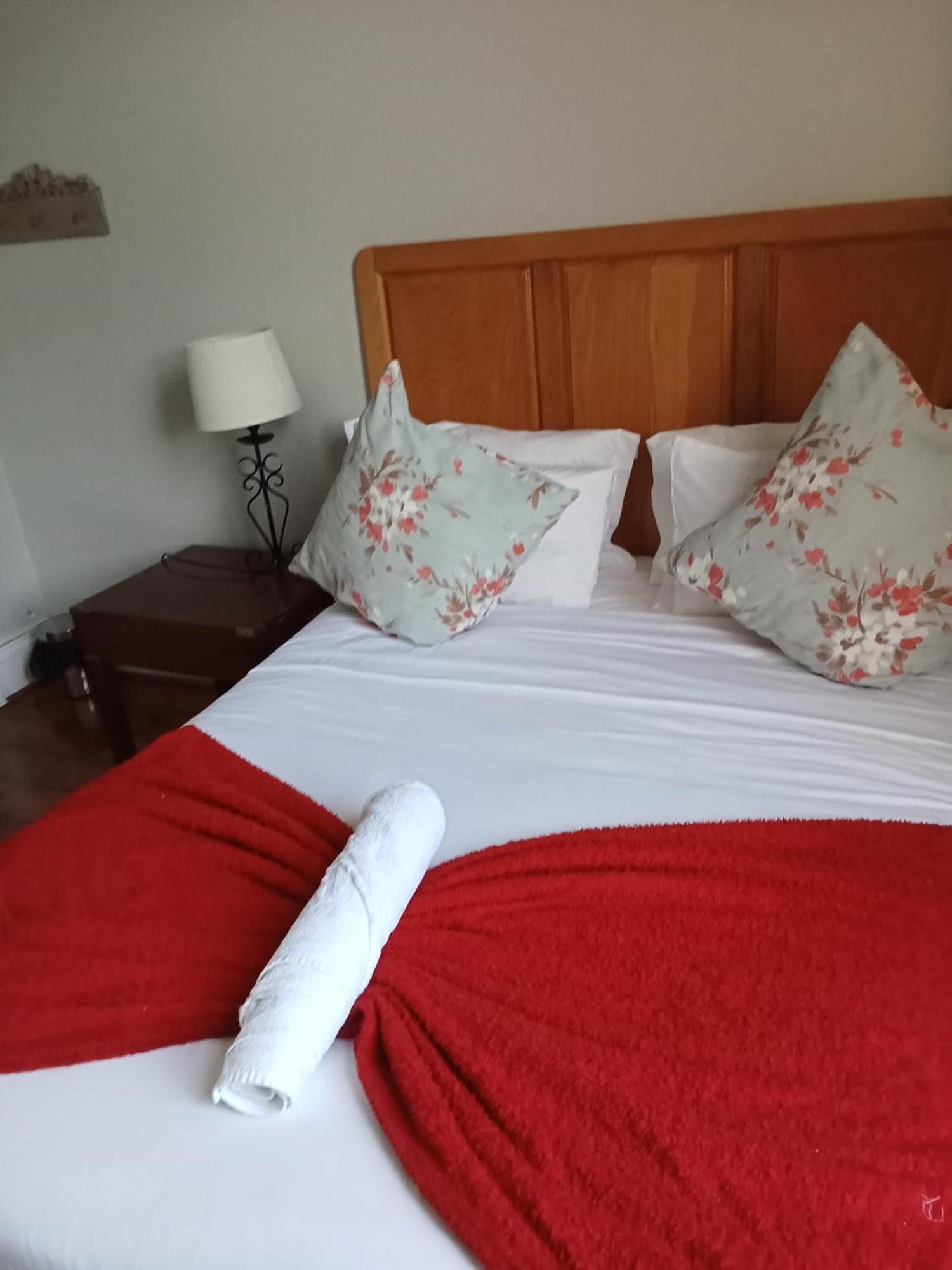 פורט אליזבת' Kardinal Guesthouse מראה חיצוני תמונה