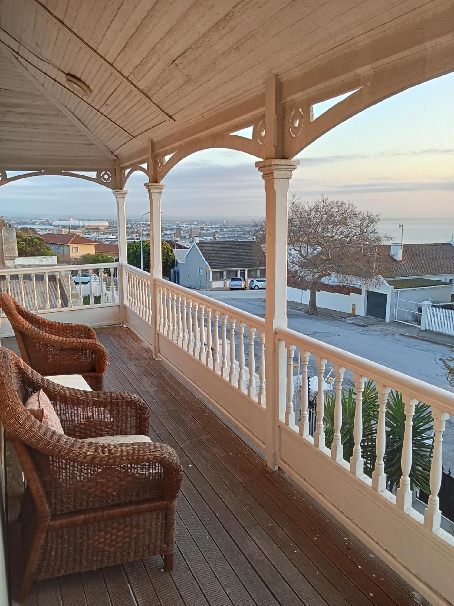 פורט אליזבת' Kardinal Guesthouse מראה חיצוני תמונה