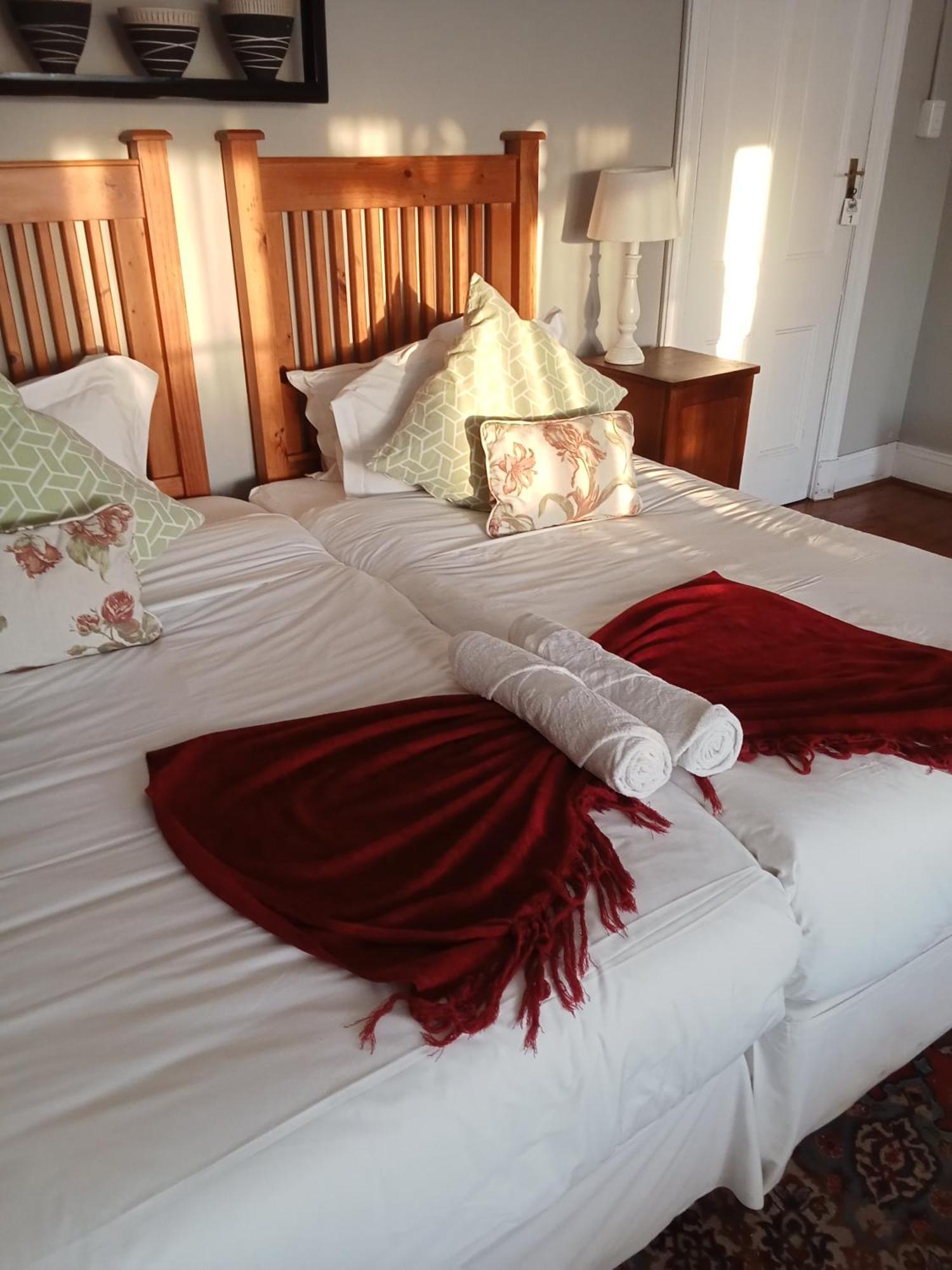 פורט אליזבת' Kardinal Guesthouse מראה חיצוני תמונה